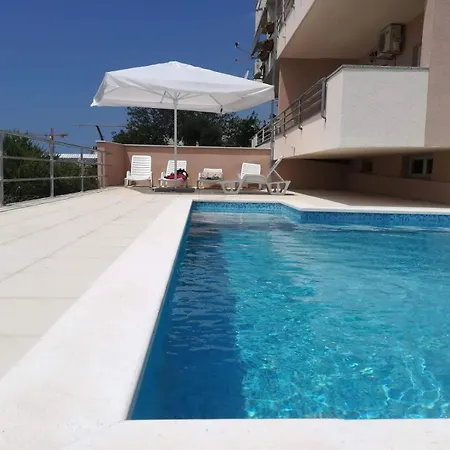 Lo - Sea View With Swimming Pool Appartement Split